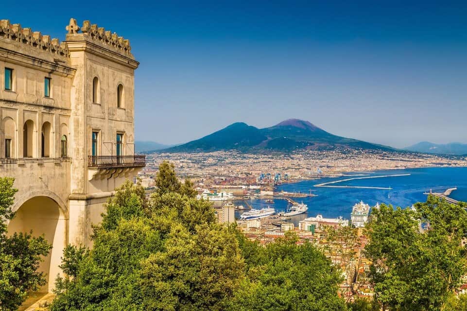 Visiter Naples