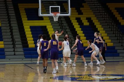 Basket-ball féminin : Focus sur les règles et caractéristiques distinctives